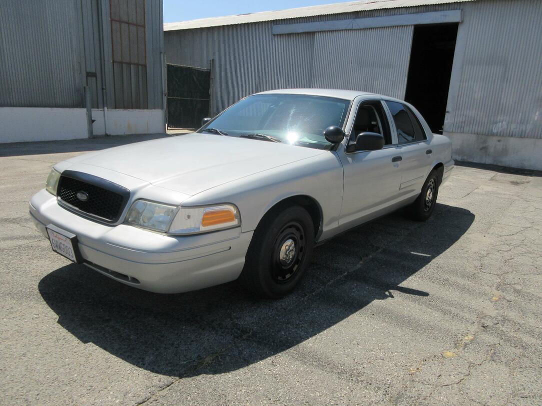 Ford Crown Victoria | Studio Picture Vehicles